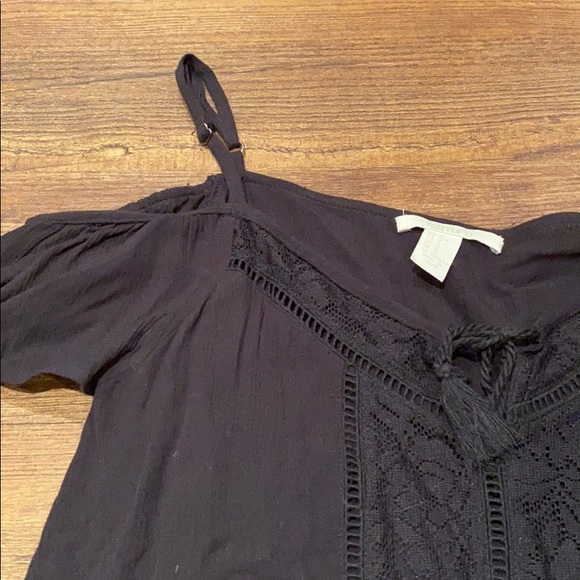 Black F21 Top - Picture 2 of 2